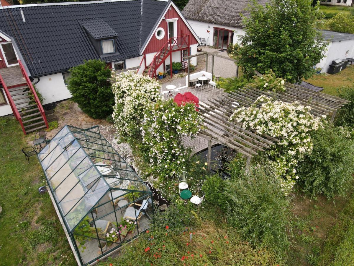 Peppinge Bed & Breakfast Loderup Bagian luar foto