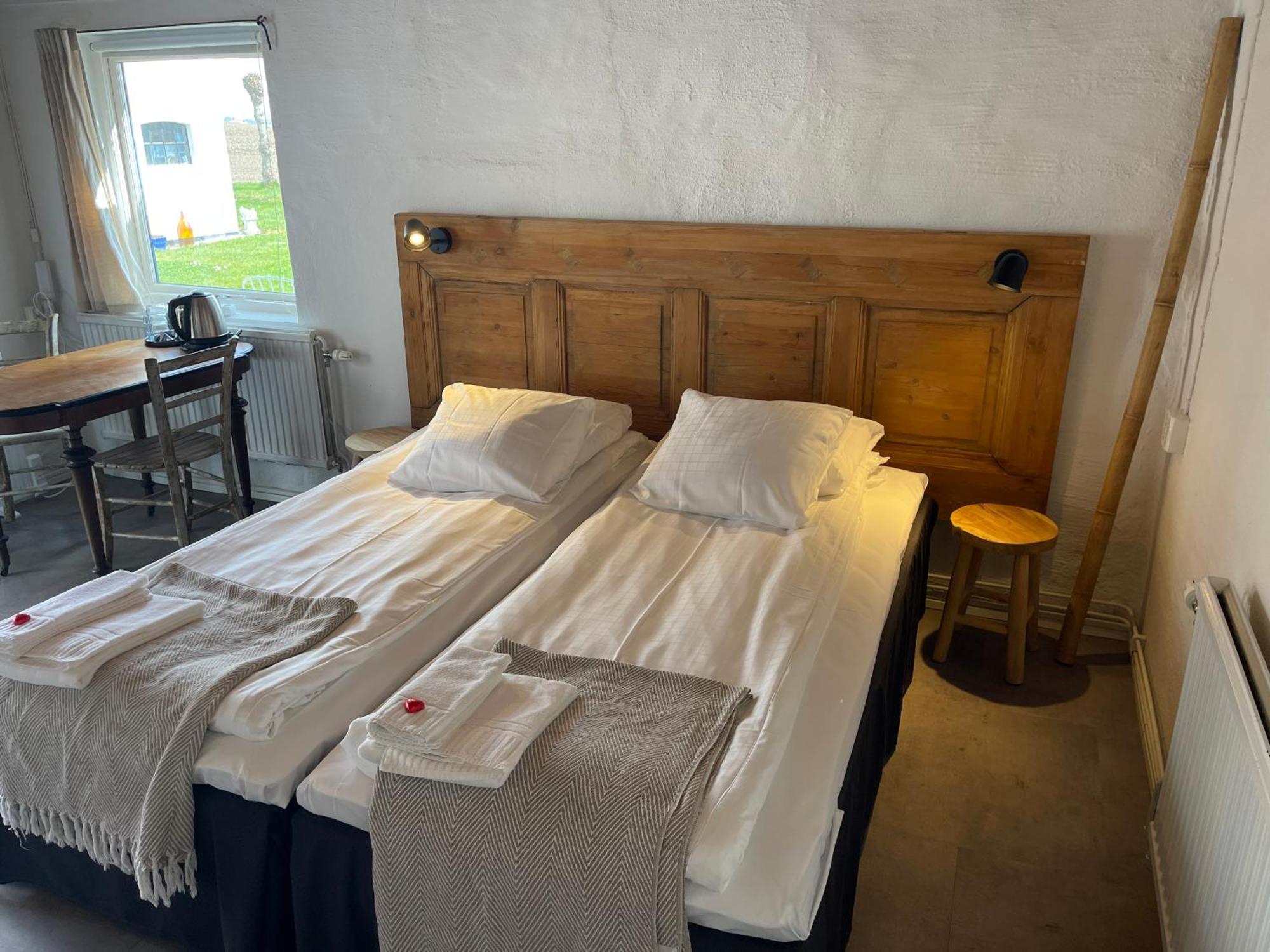 Peppinge Bed & Breakfast Loderup Bagian luar foto